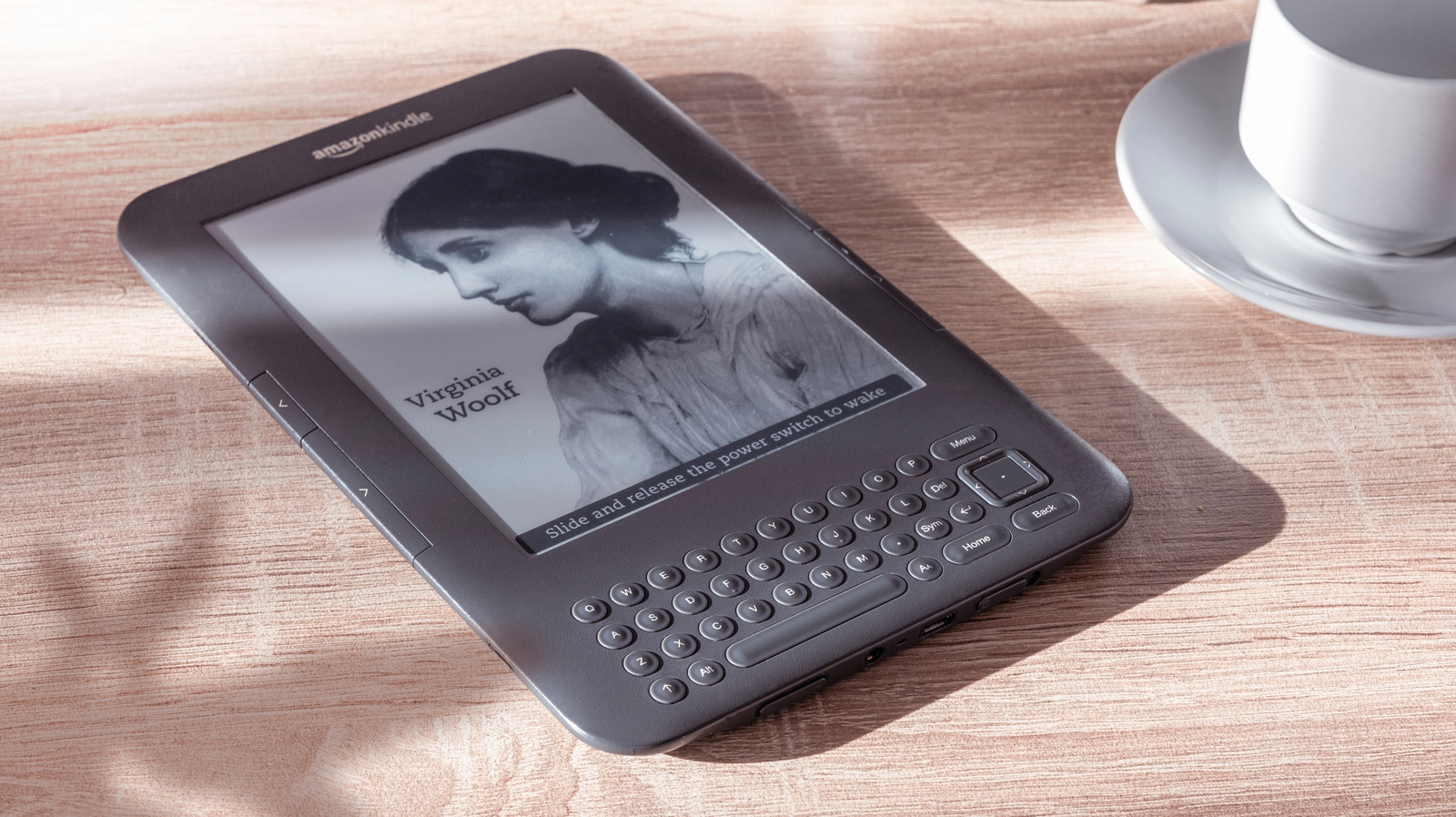 The Last Kindle With A Physical Keyboard Was Released 16 Years Ago