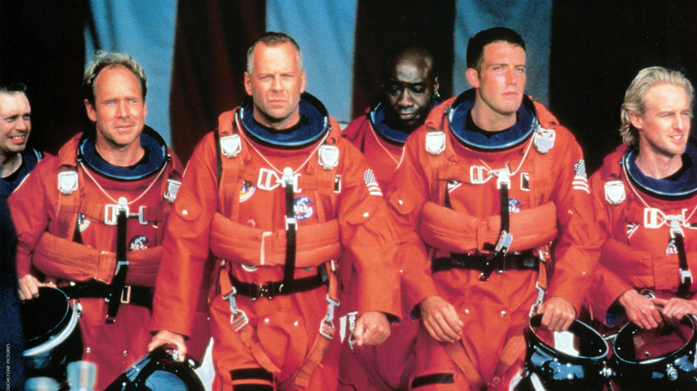 Movie still with the main cast from Armageddon (1998).