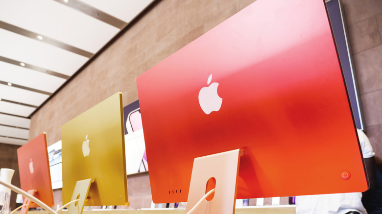 Apple logo on the new iMac colorful