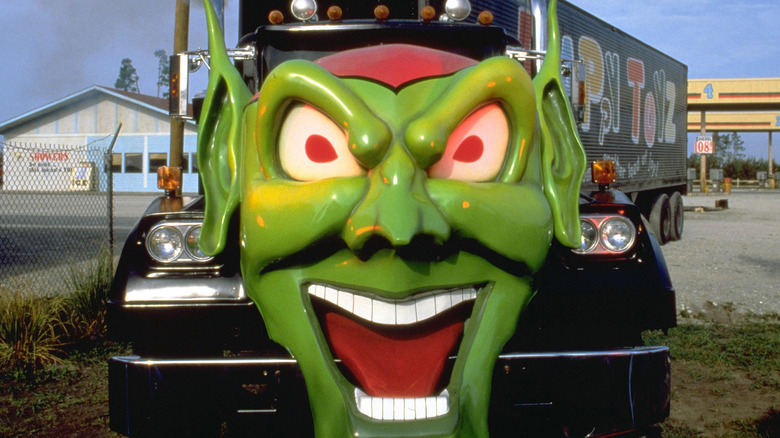 Scene from "Maximum Overdrive" showing front end of the alien semi-truck