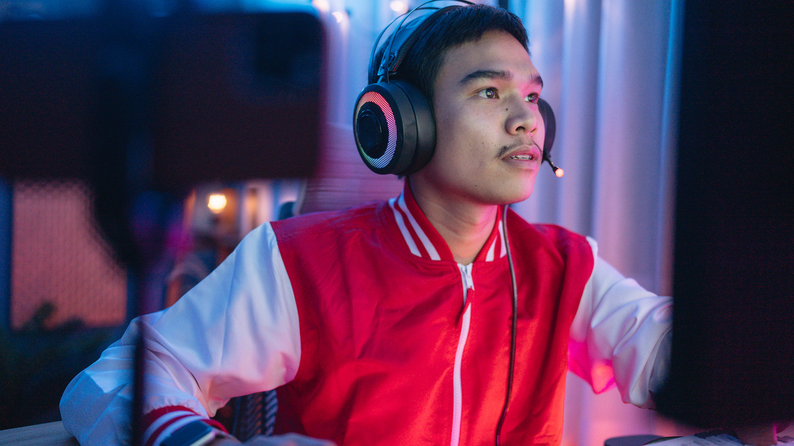 The Reasons Why PC Gamers Will Never Switch From Discord To Steam Chat