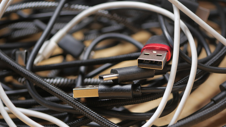 Tangled bundle of USB cables