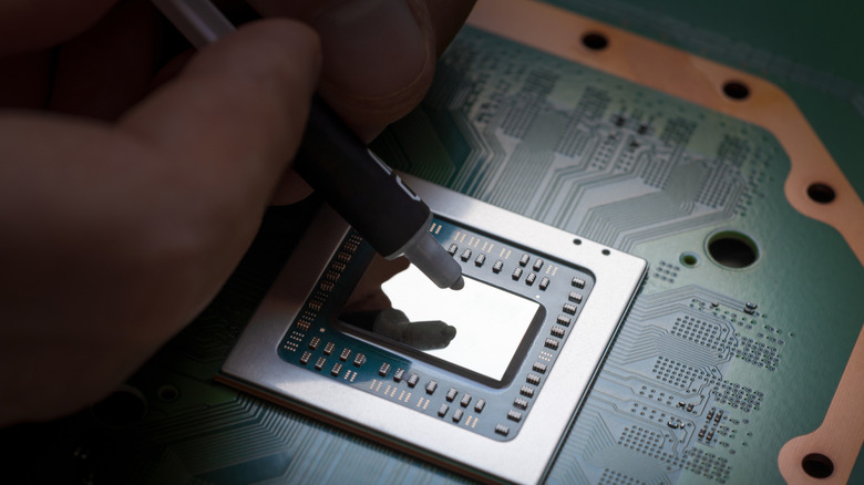Thermal paste being applied