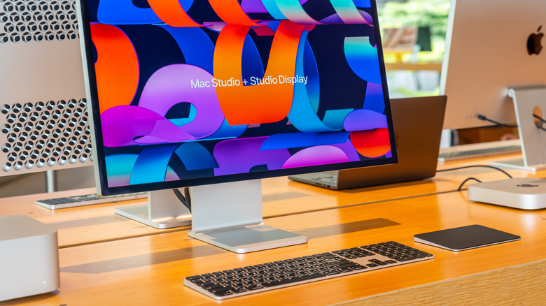 A Mac Studio and accessories on display