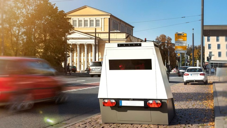 Vitronic Poliscan Enforcement Trailer camera on the front of the unit.