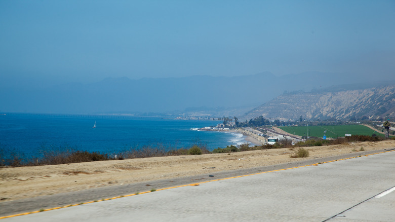 The Pacific coast from Highway 1 in Los Angeles
