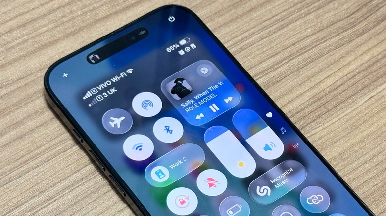 iOS 26's Control Center