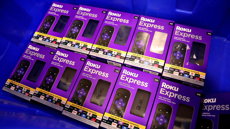 A bunch of Roku Express packs