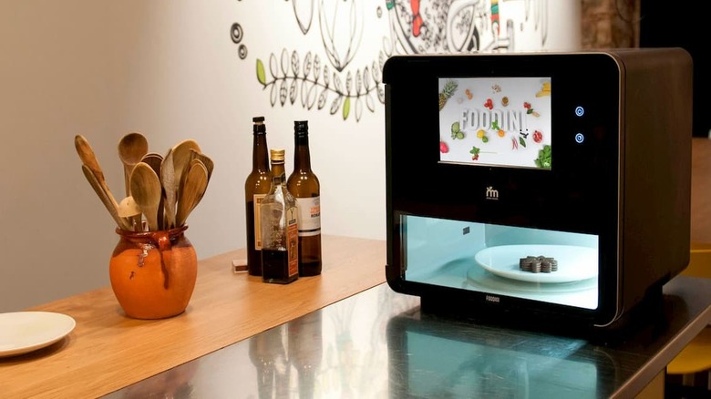 Photo of the Foodini machine on a home countertop