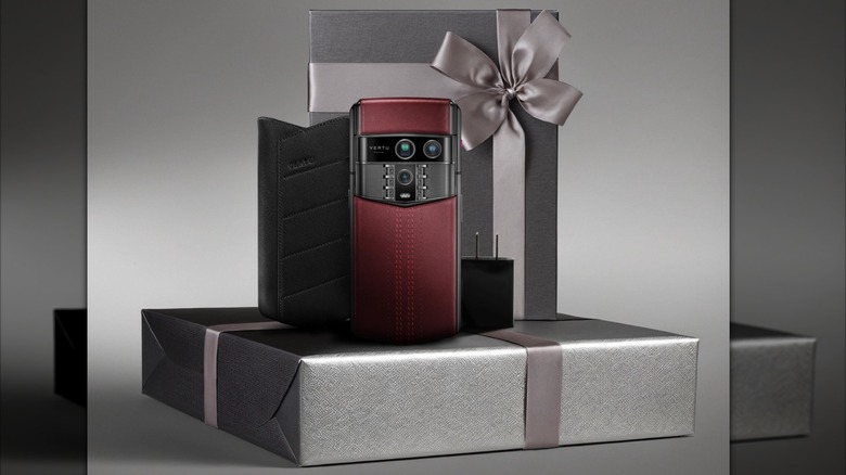 Vertu smartphone with gift box