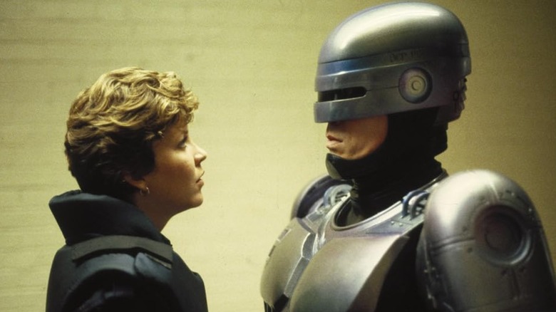 Anne and Robocop talking in Robocop