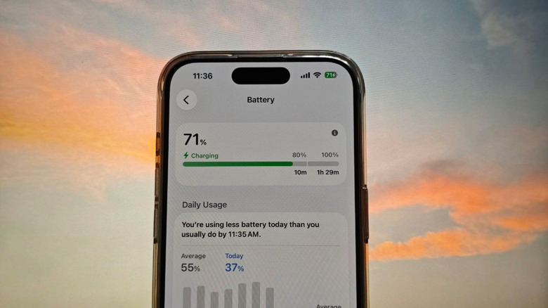 An iPhone showing the charge-time estimate in Battery menu