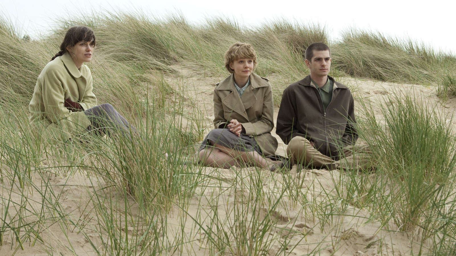 This Keira Knightley And Andrew Garfield Sci-Fi Movie Got A Perfect Rating From Roger Ebert
