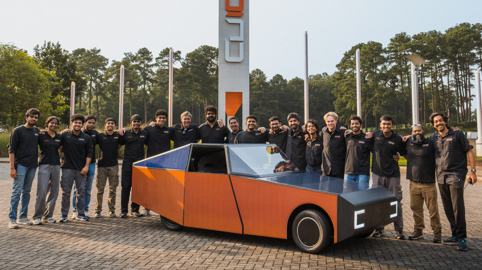 bgr.com - Brendan Knapp - This Solar-Powered BMW EV Prototype Produces More Energy Than It Needs