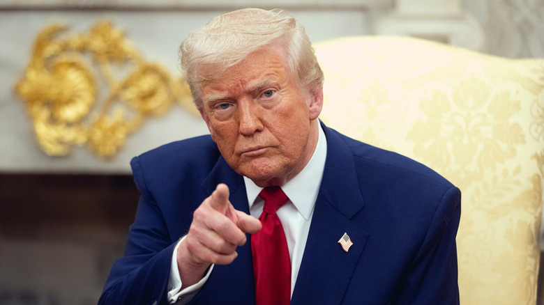 Donald Trump pointing