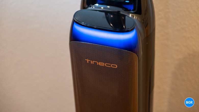 Tineco Floor One S9 Artist Steam front LED lights