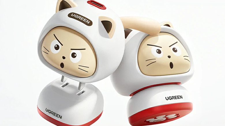 Two UGREEN cat-shaped chargers