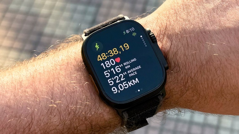 Workout Buddy open on a smartwatch during an outdoor run