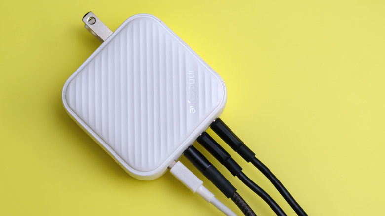 Hands on Innostyle SuperCube 100W GaN, a GaN charger technogol