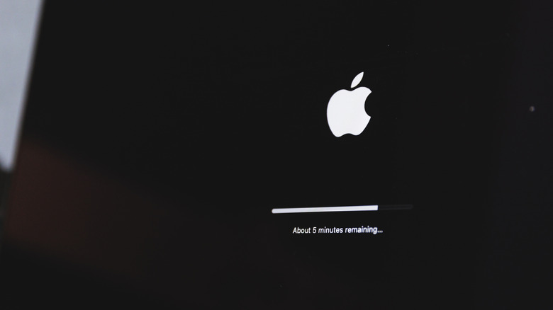 Close-up of the update progress screen on a MacBook