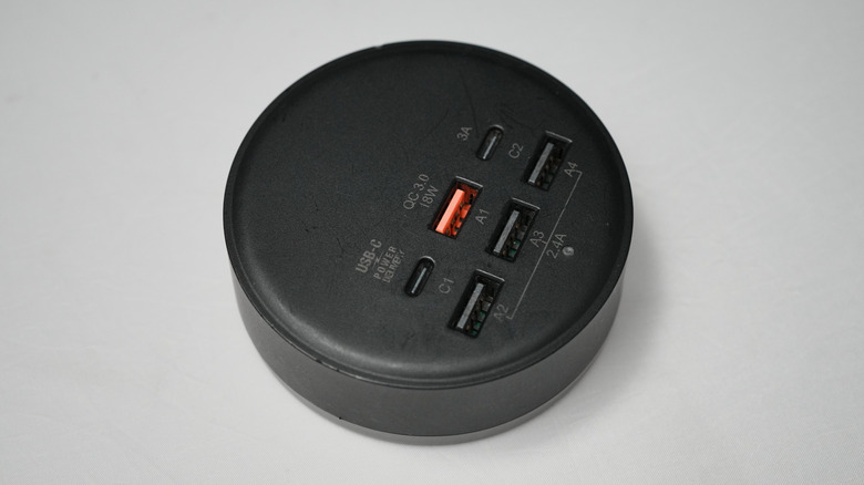 Black plastic inserts inside a USB port