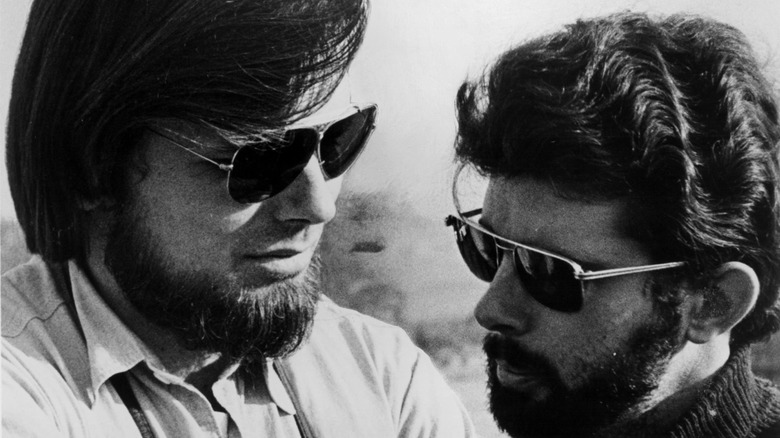 A young Gary Kurtz chats with George Lucas