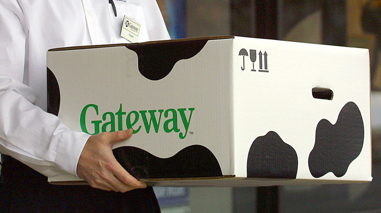 Classic Gateway cow patterned box