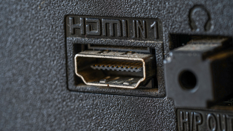 Close up of an HDMI port with label "HDMI in 1" showing consolidated design.