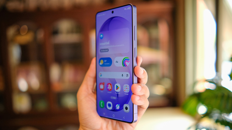 The Galaxy S26 Ultra in hand.