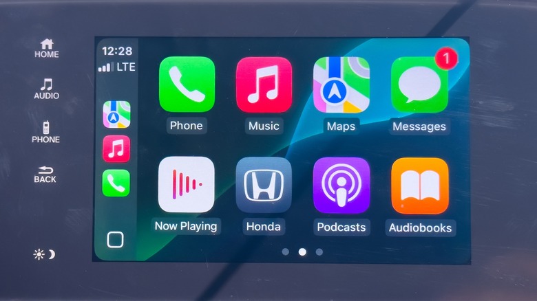 Image of an Apple CarPay screen.
