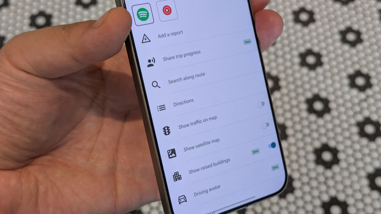 Visual feature toggles for navigation mode in Google Maps.