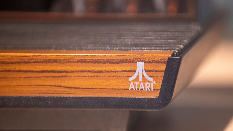 Close up of the Atari logo on a VCS 2600