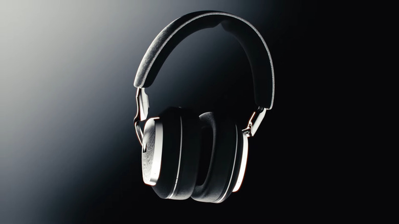 Closeup of Noble Audio FoKus Artemis headphones