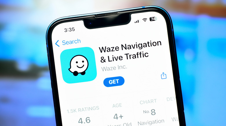 The Waze app download page as seen on a smartphone.
