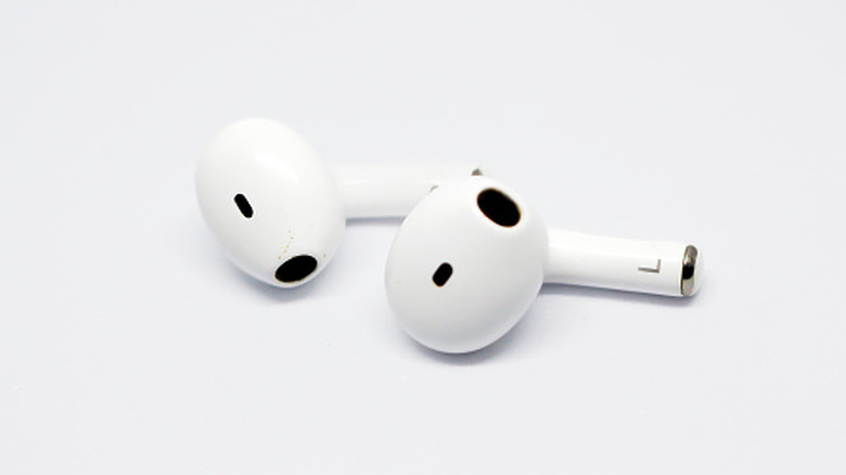 Apple AirPods