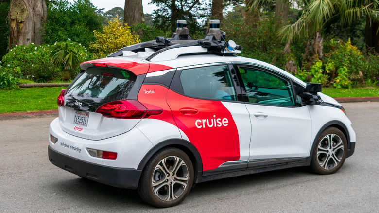 a Cruise GM driverless vehicle