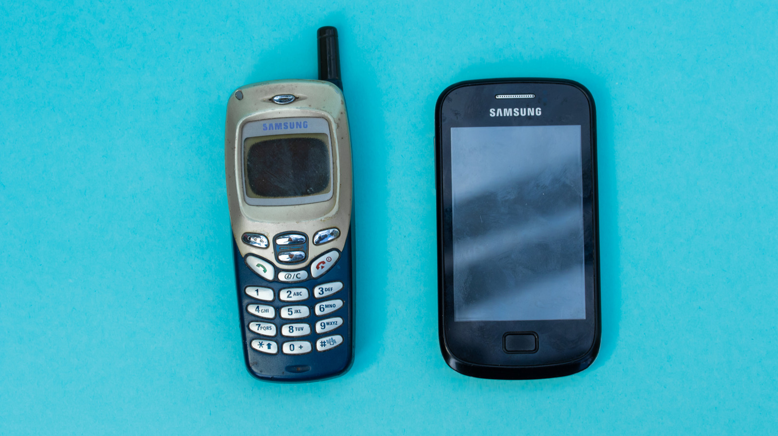 Why Samsung Stopped Making Small Android Phones