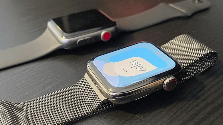 Comparison between a cellular Apple Watch Series 3 in aluminum and an Apple Watch Series 6 in stainless steel