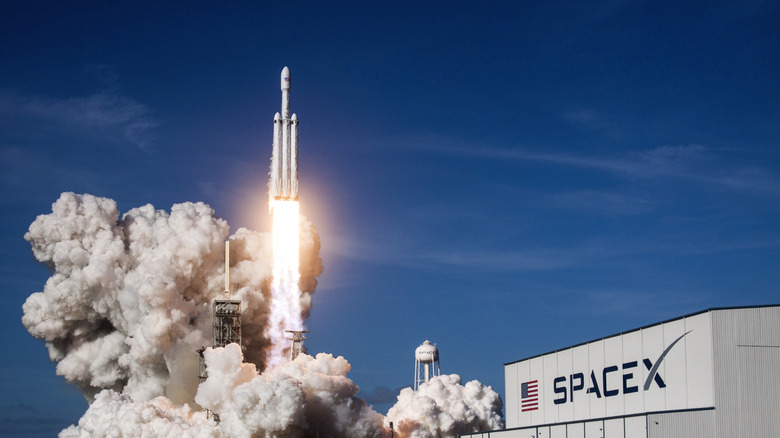 SpaceX Falcon Heavy seen launching from Cape Canaveral