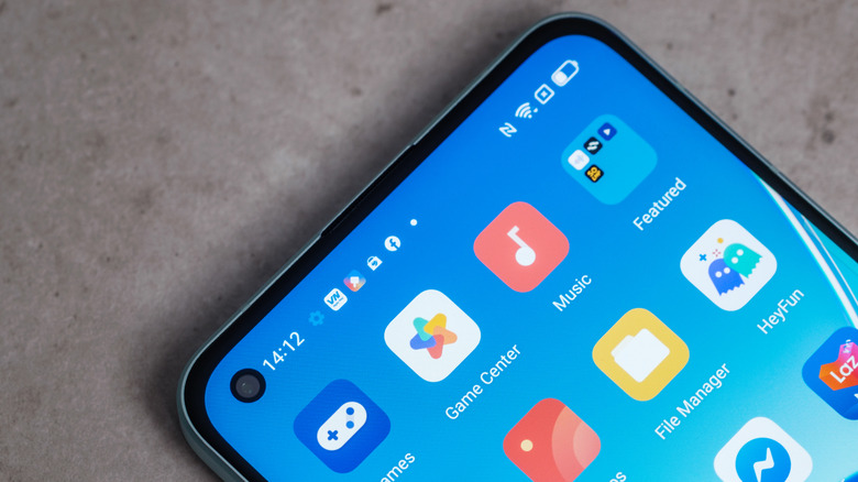 A closeup of the Oppo Reno 6 Pro's Home screen