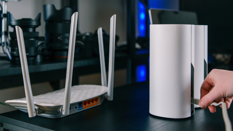 A Wi-Fi mesh system consisting of a router and multiple nodes