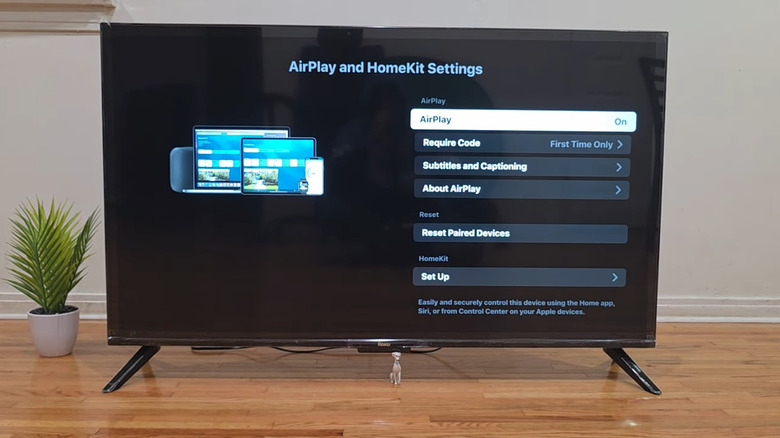 Roku TV showing AirPlay turned on