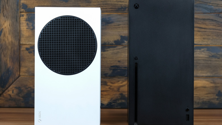 Xbox logo and app launching on Windows 11 computer