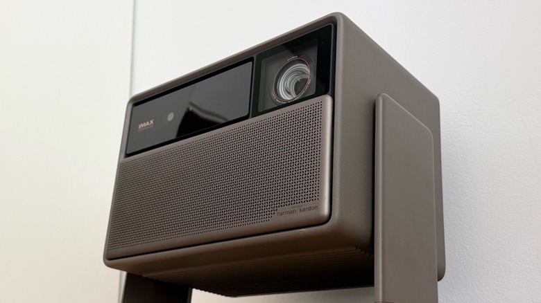 Close-up shot of XGIMI's Horizon 20 Max projector