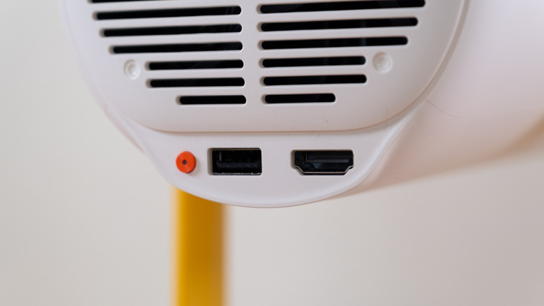 Ports on the XGIMI Vibe One