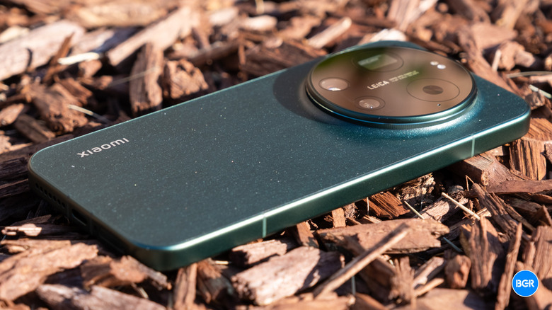 Back of the Xiaomi 17 Ultra