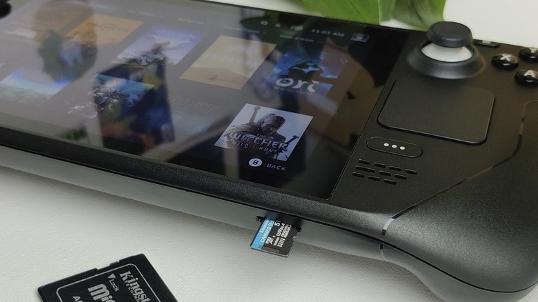 Kingston Technology Steam Deck with a micro SD card inserted