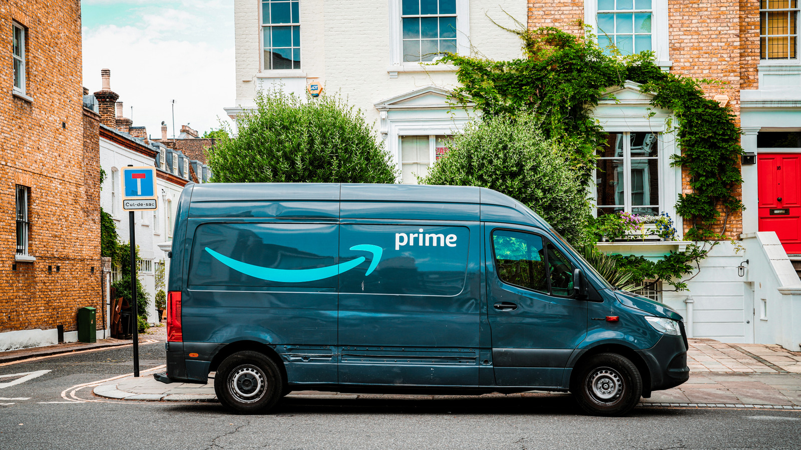 If you're willing to pay a little extra, Amazon can now deliver your package in 30 minutes or less in select United States cities.