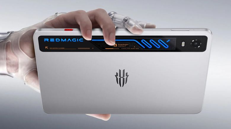 Android hand holding REDMAGIC ASTRA 2 Tablet