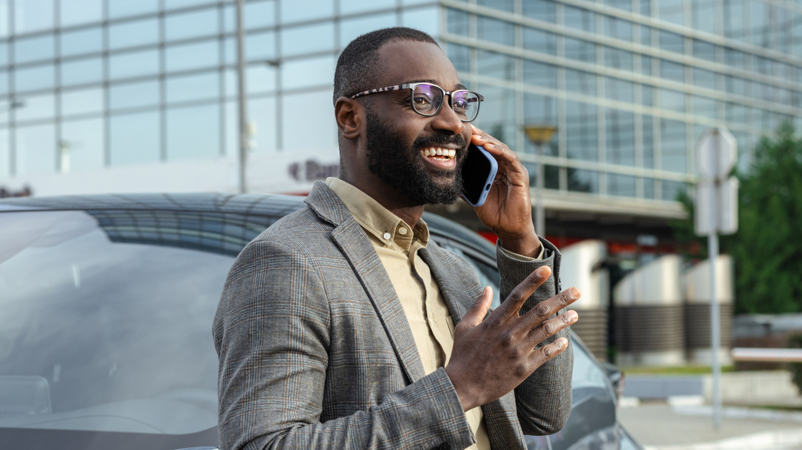 You Can Stop Your iPhone's Side Button From Ending Calls - Here's How